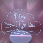 Lampe led gravée - Mains et pieds bébé