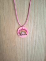 Collier en résine - Arc en ciel – Image 2